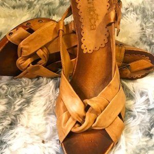 Women's size 7.5 shoes